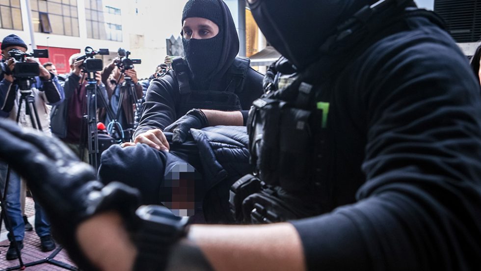 18xronos fotovolida